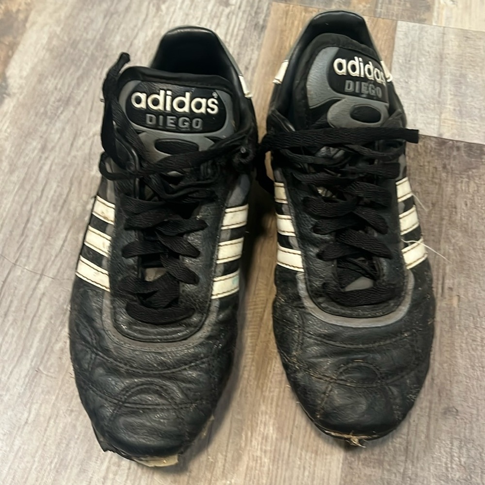 Adidas Diego soccer cleats